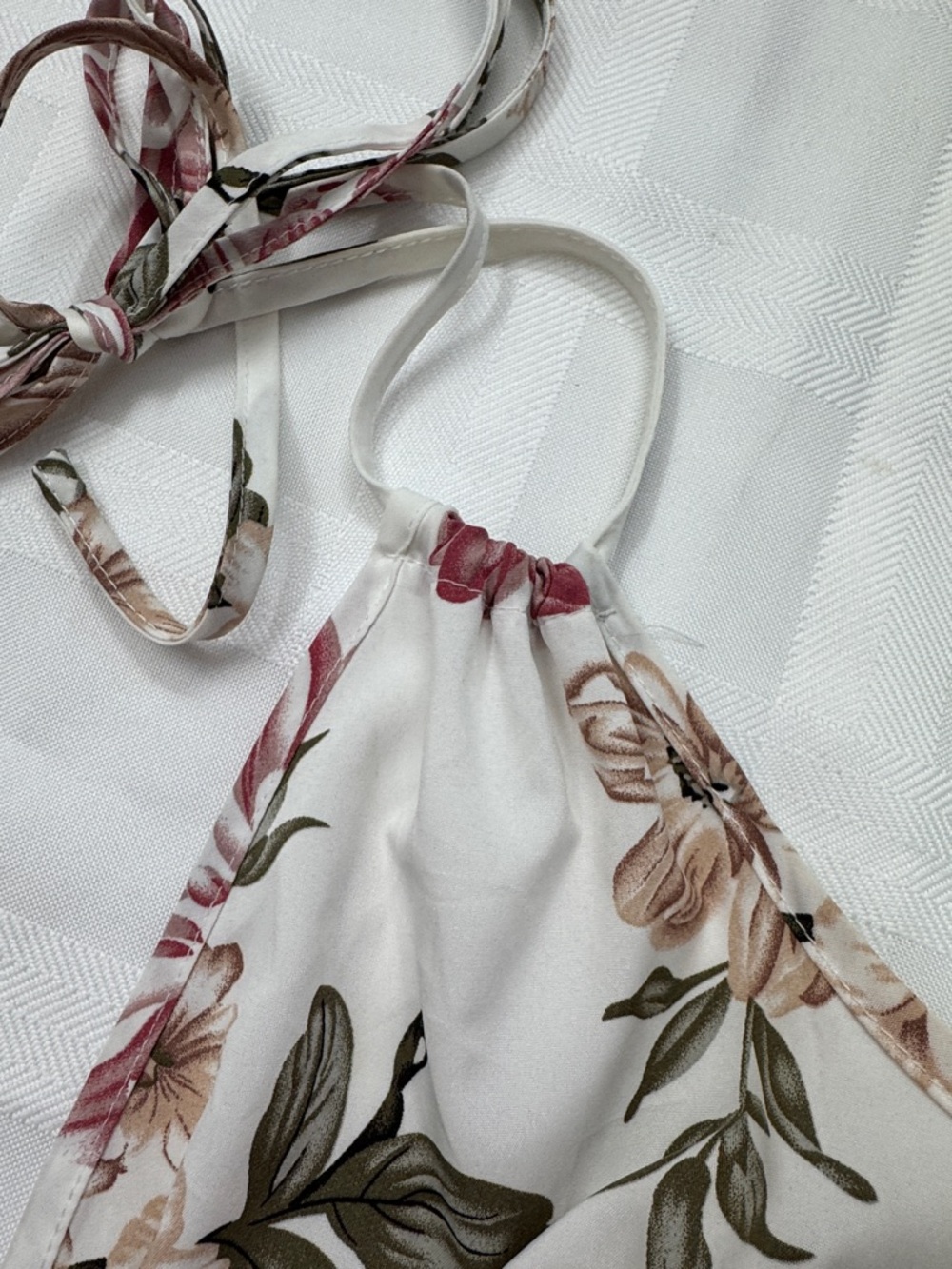 SHEIN White Floral Tie-Strap V-Neck Cami Top - Pink & Green - Picture 6 of 10